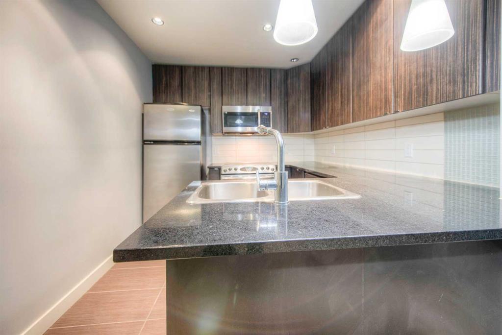 788 12 Avenue SW, #807