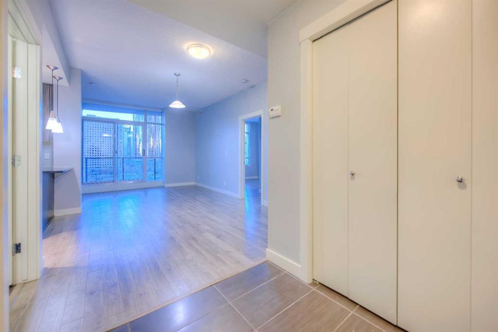 788 12 Avenue SW, #807