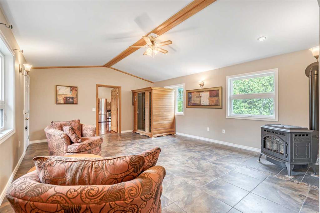 Listing A2059549 - Large Photo # 11