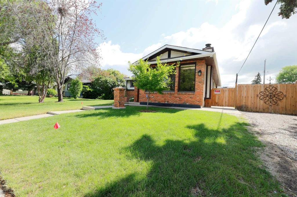 1968 Cottonwood Crescent SE