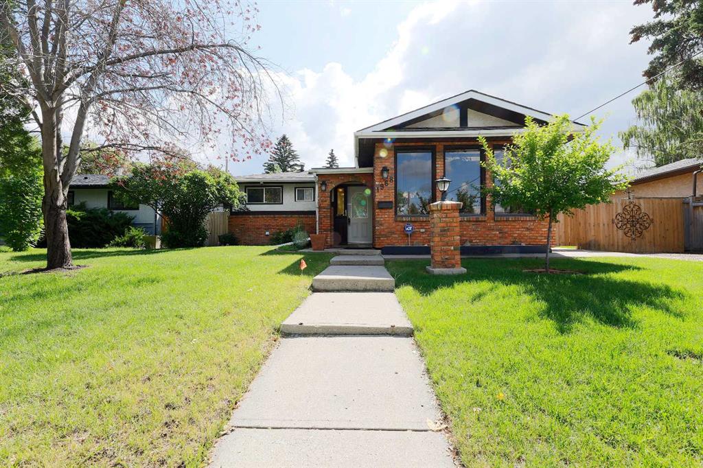 1968 Cottonwood Crescent SE