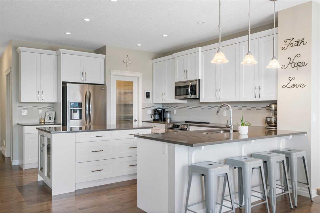 30 Heritage View
