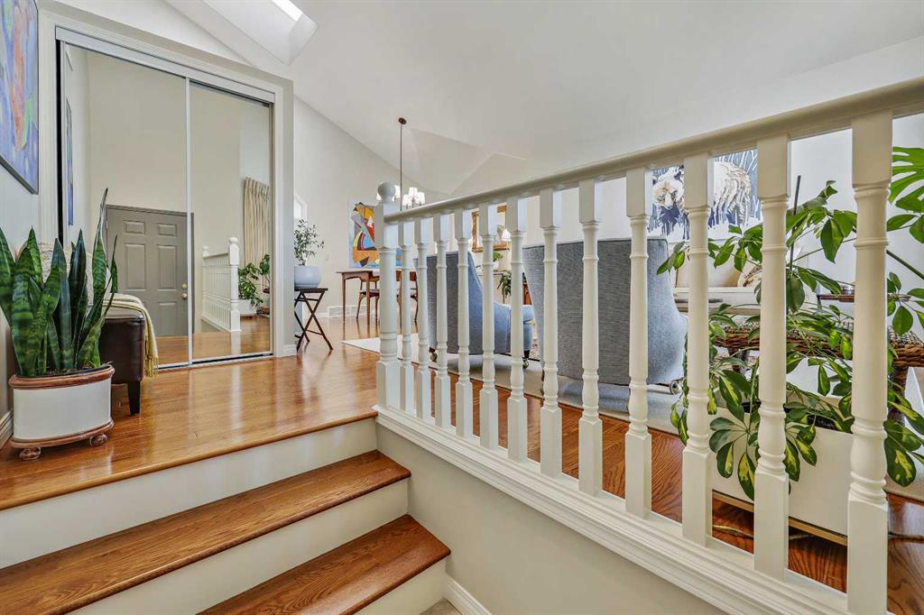 6 Douglas Park Close SE