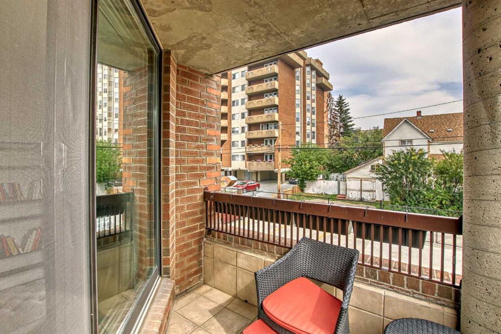 1304 15 Avenue SW, #210