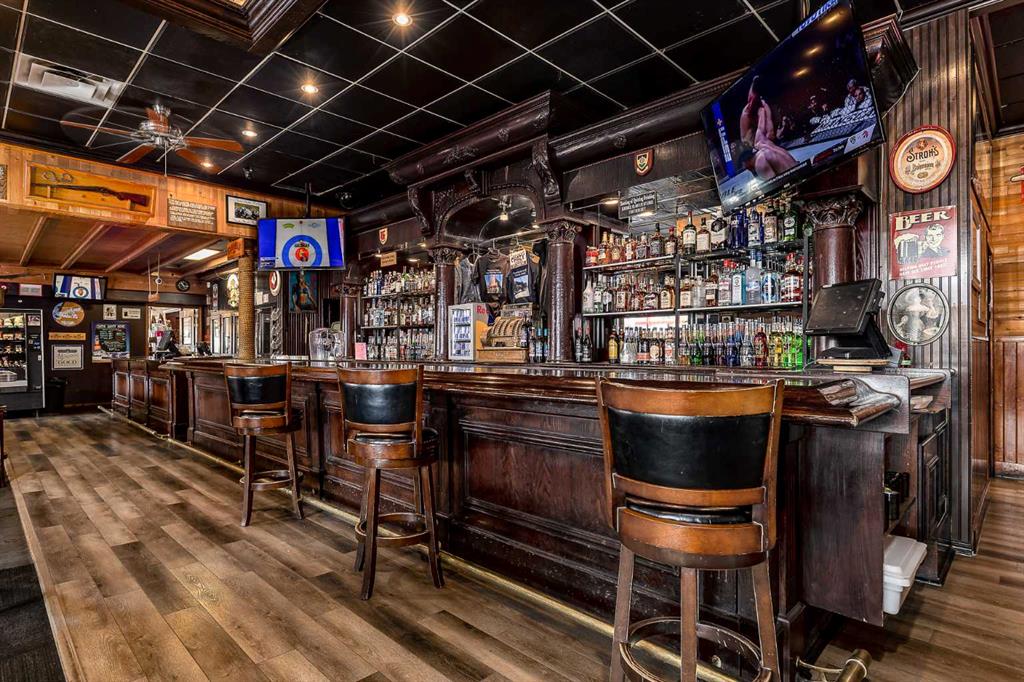 304 1 Street W