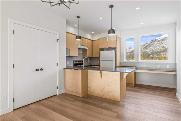 209 STEWART CREEK Rise, Canmore