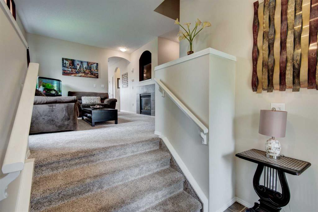 543 East Lakeview Place