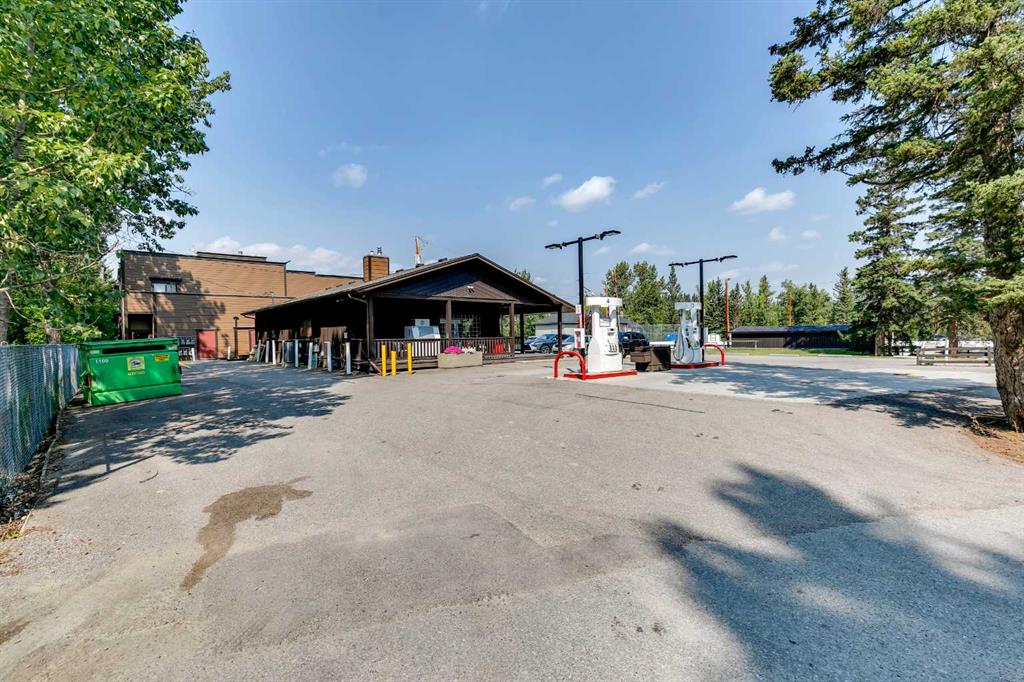 186007 Priddis Valley Road W