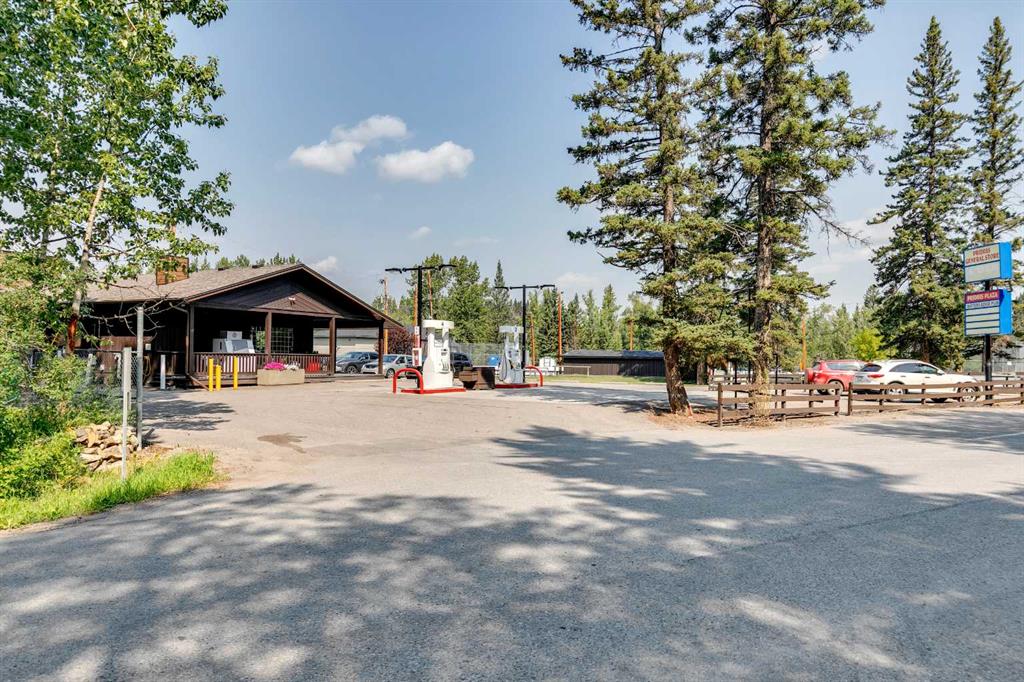 186007 Priddis Valley Road W