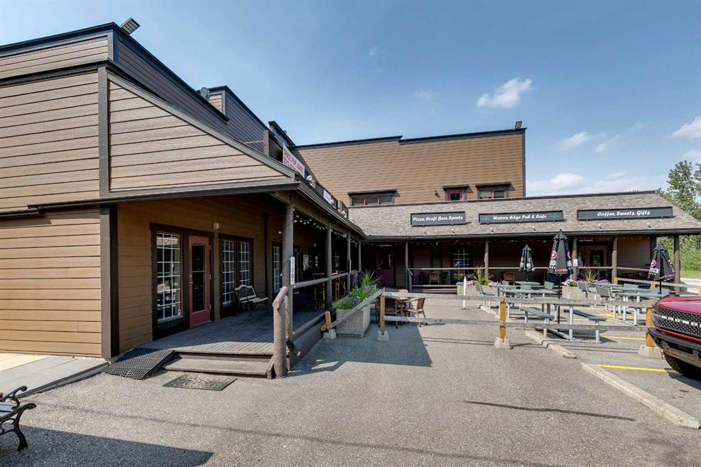 186007 Priddis Valley Road W