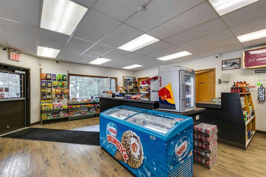 186007 Priddis Valley Road W