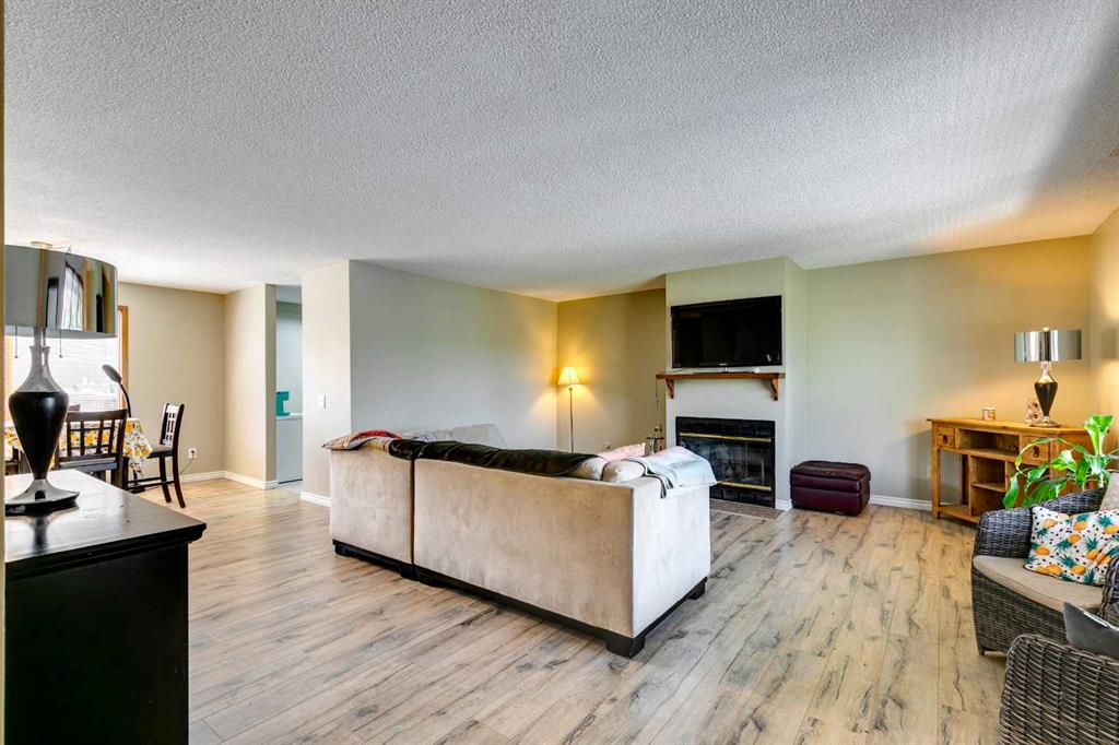 186007 Priddis Valley Road W