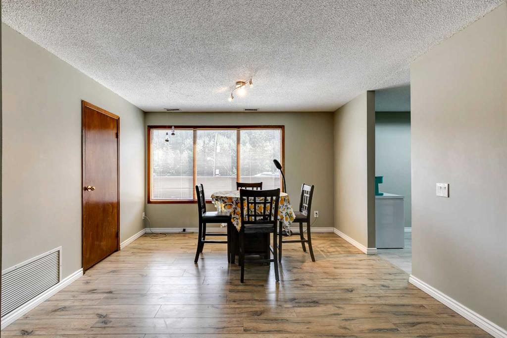 186007 Priddis Valley Road W