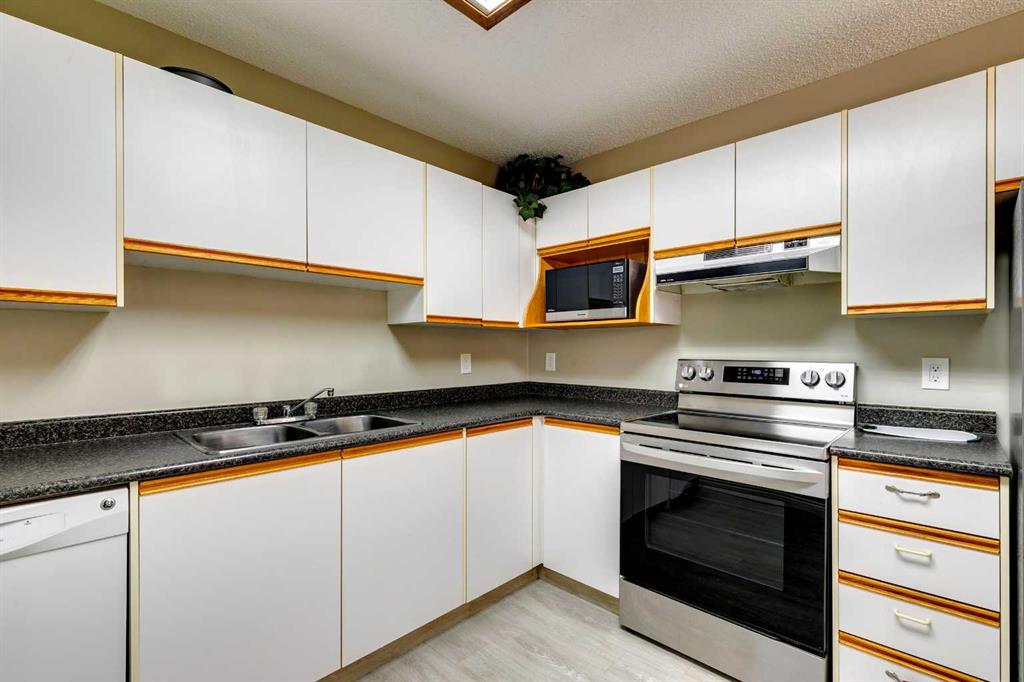 186007 Priddis Valley Road W