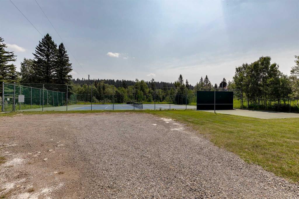 186007 Priddis Valley Road W
