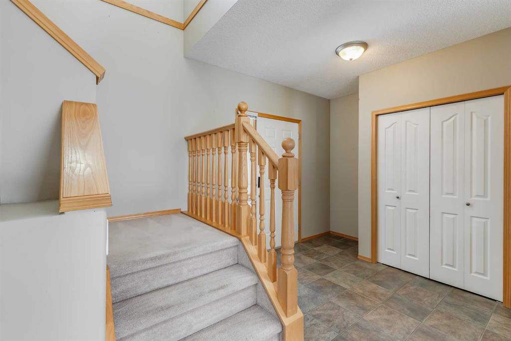 79 Silver Creek Boulevard NW