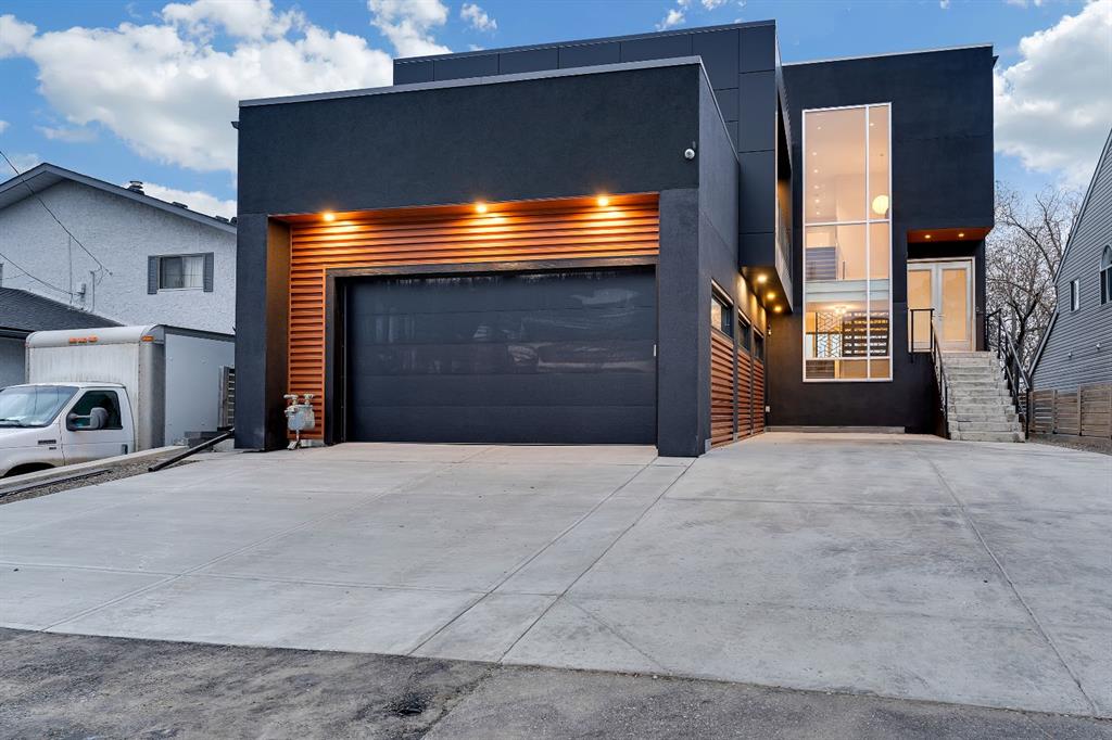 776 West Chestermere Drive