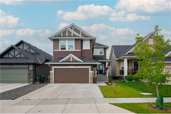 23 Ravensmoor Manor SE, Airdrie