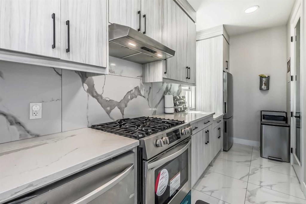 23 WATERFORD Heights