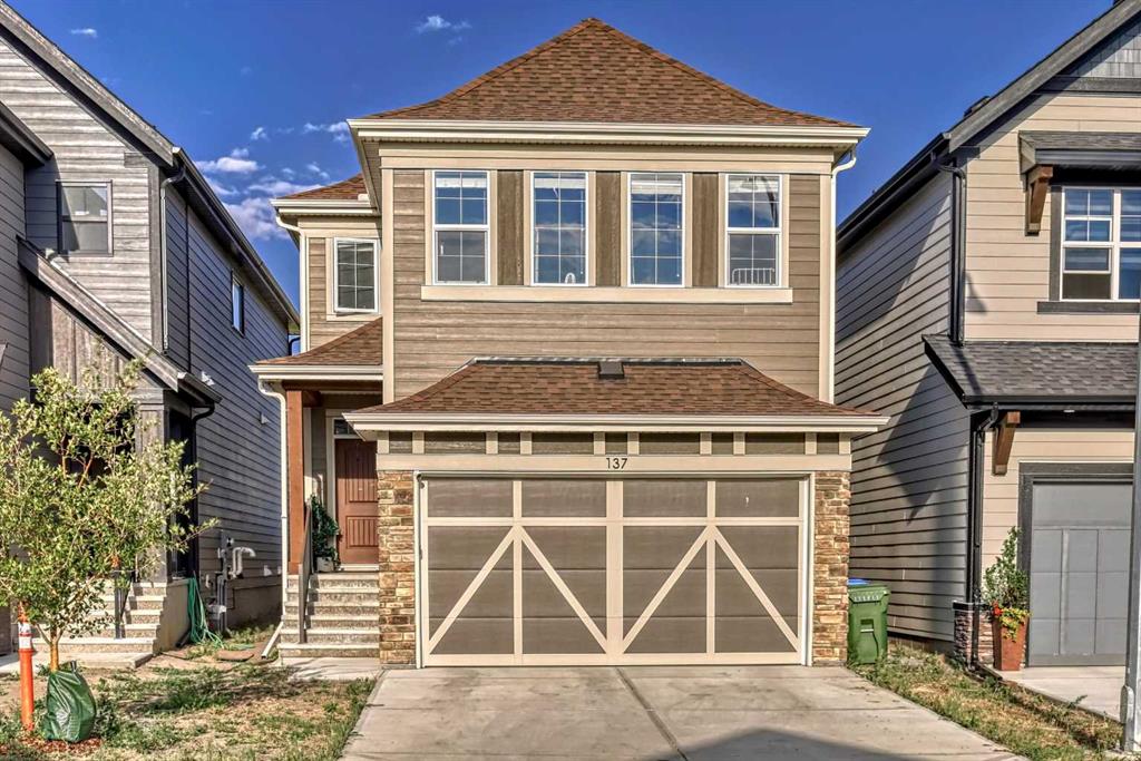 137 Masters Row SE