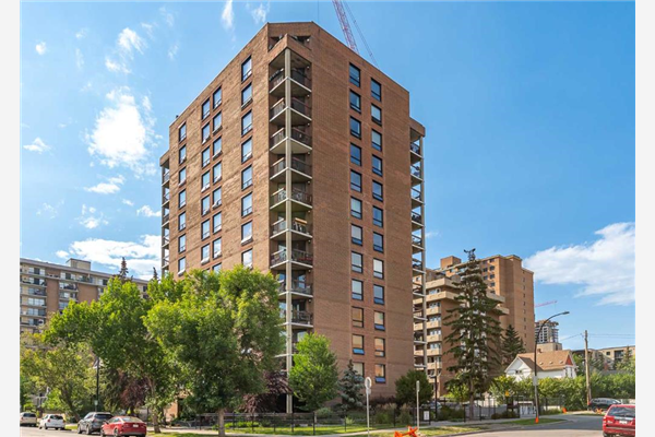 1304 15 Avenue SW, Calgary