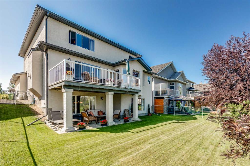 418 Fairways Mews NW