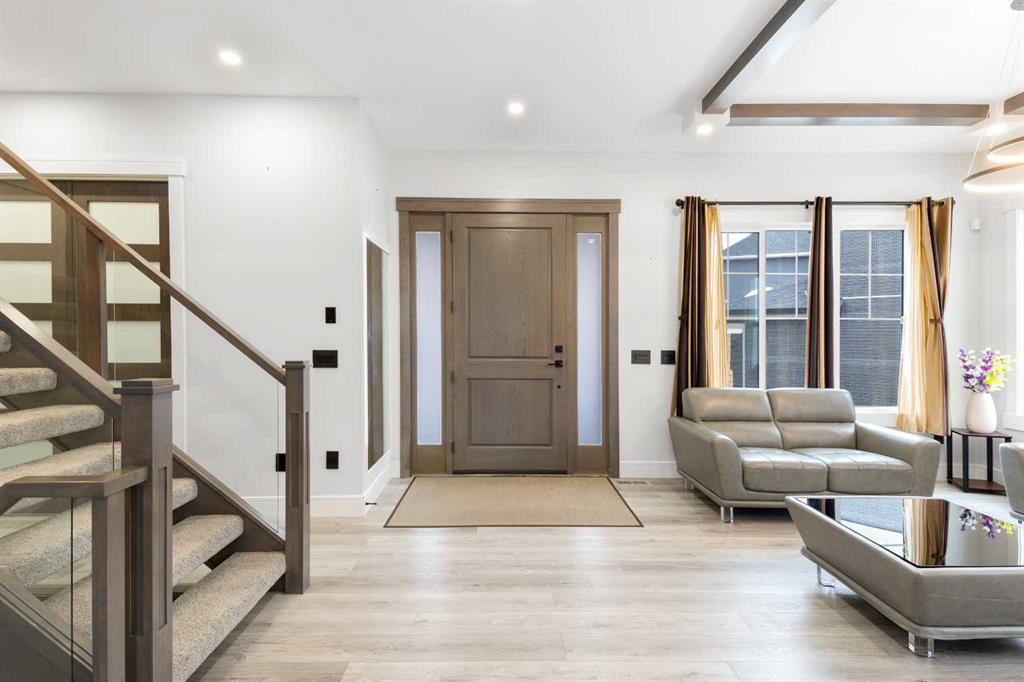 227 KINNIBURGH Place