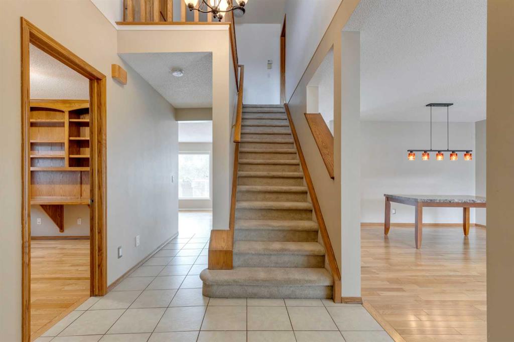 204 Edgebrook Gardens NW