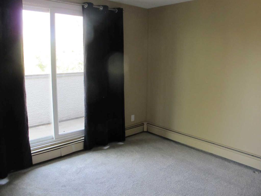 280 Banister Drive, #302