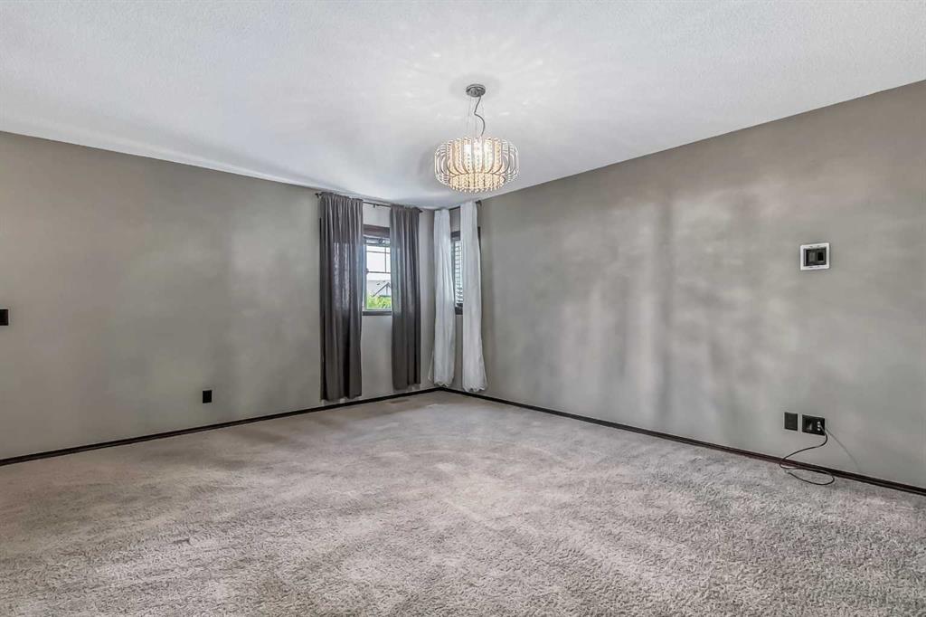 192 Cranford Drive SE