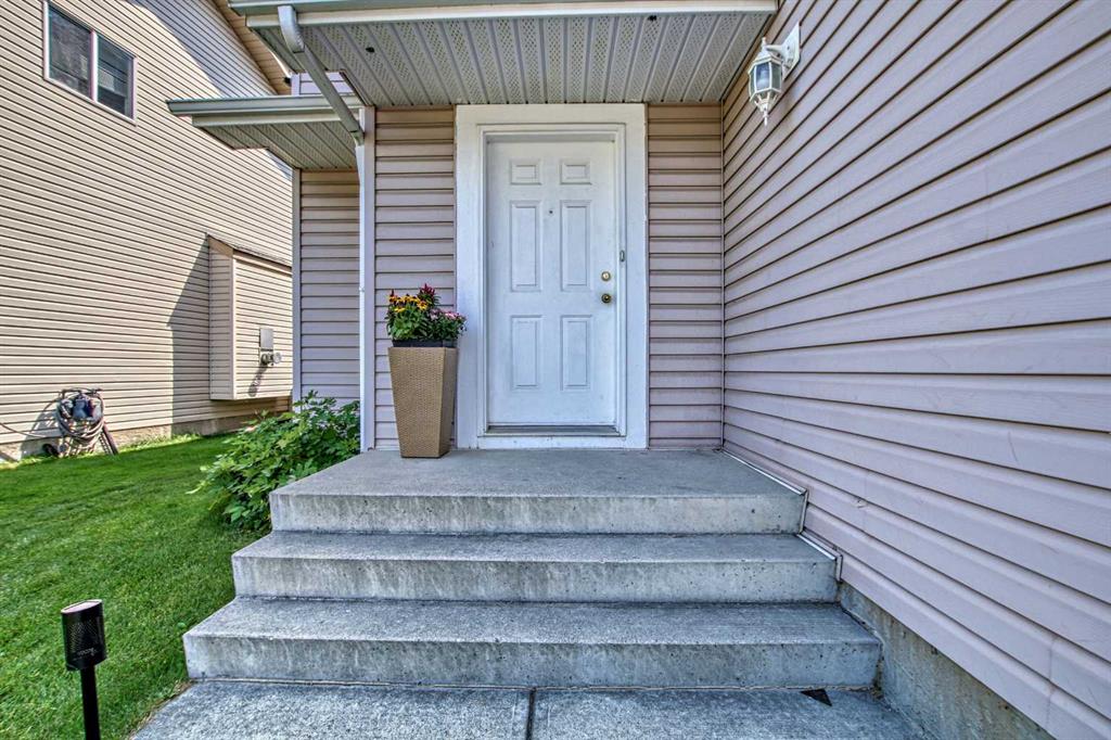 589 Douglas Glen Boulevard SE