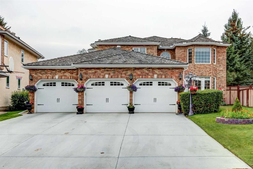 10 Christie Estate Gardens SW