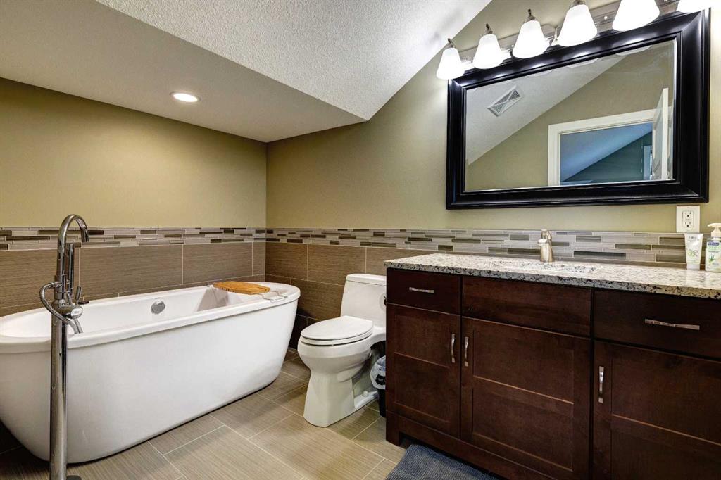 1411 1st Avenue, #3