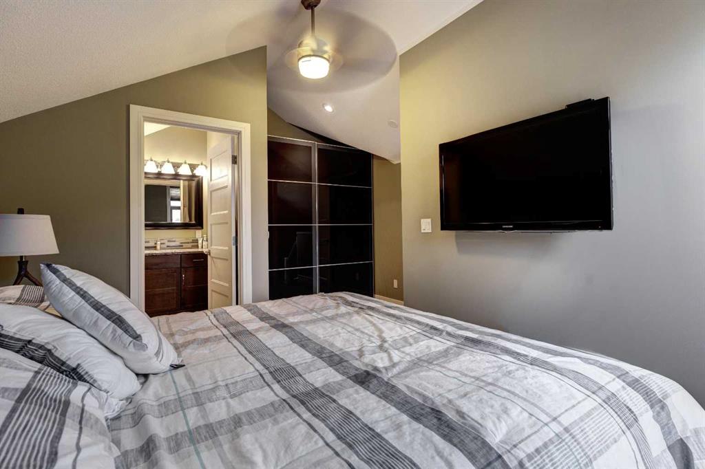 1411 1st Avenue, #3