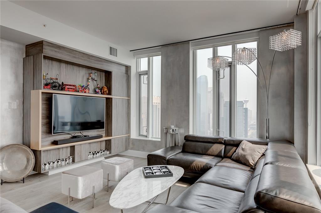 901 10 Avenue SW, #3305