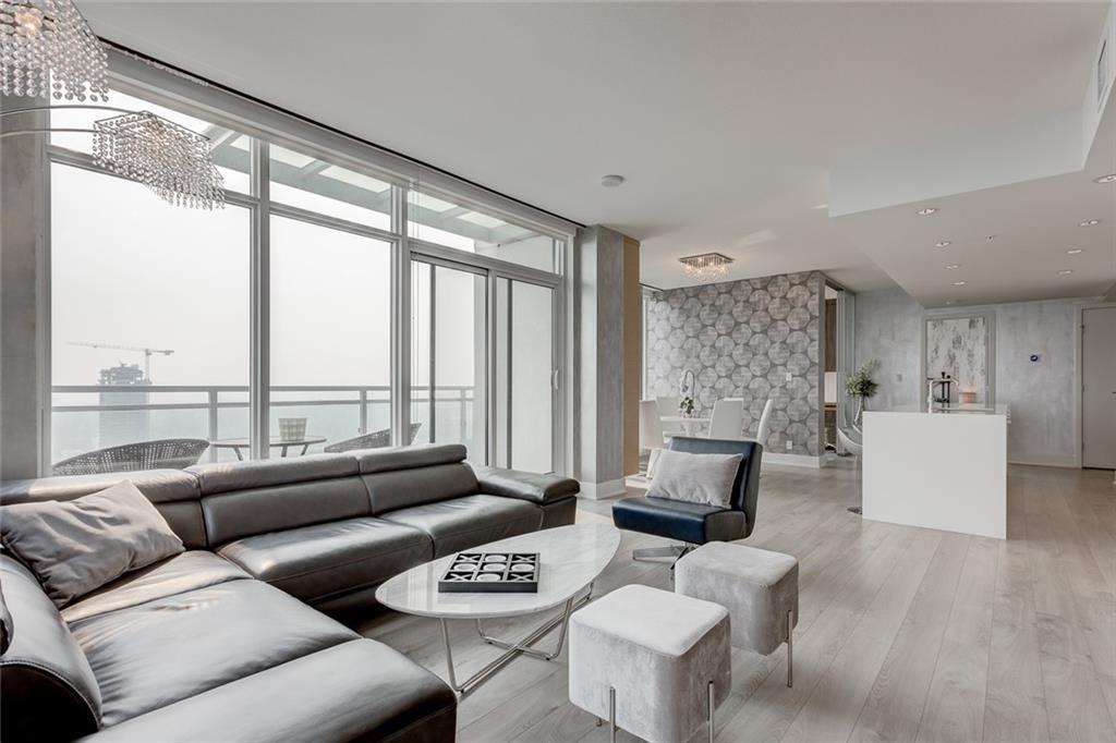 901 10 Avenue SW, #3305