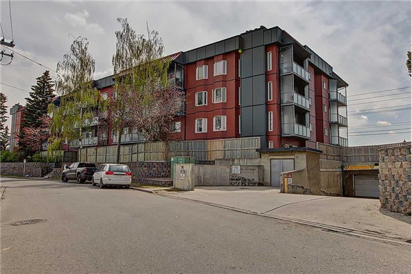 335 Garry Crescent NE, Calgary