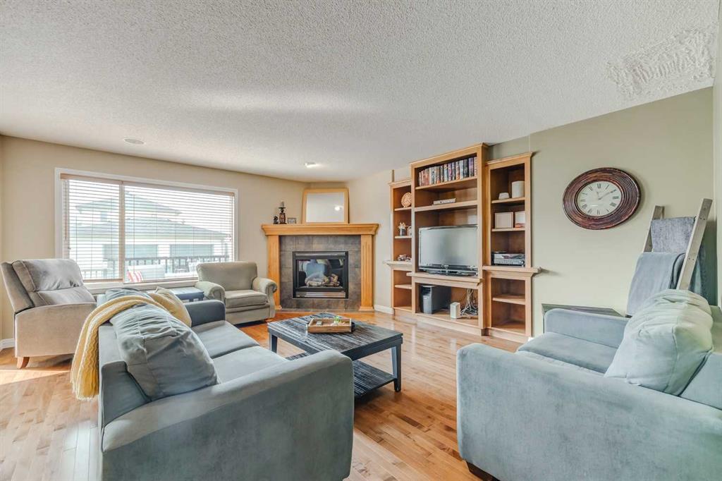 167 Coventry Hills Drive NE