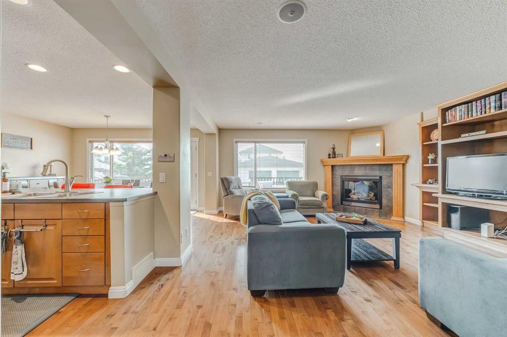 167 Coventry Hills Drive NE