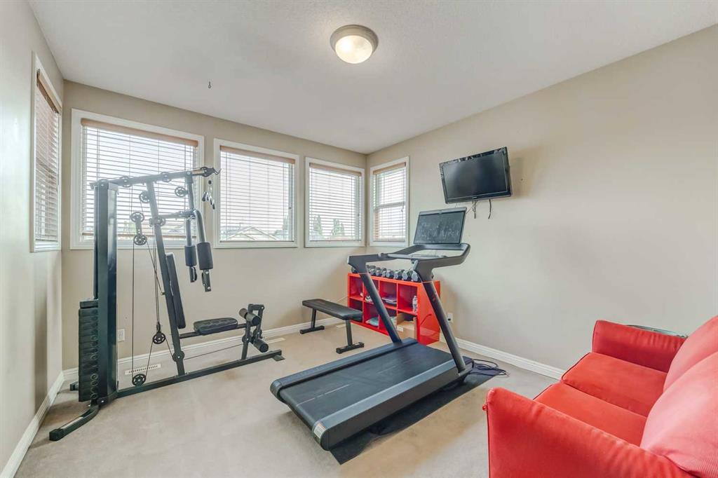 167 Coventry Hills Drive NE