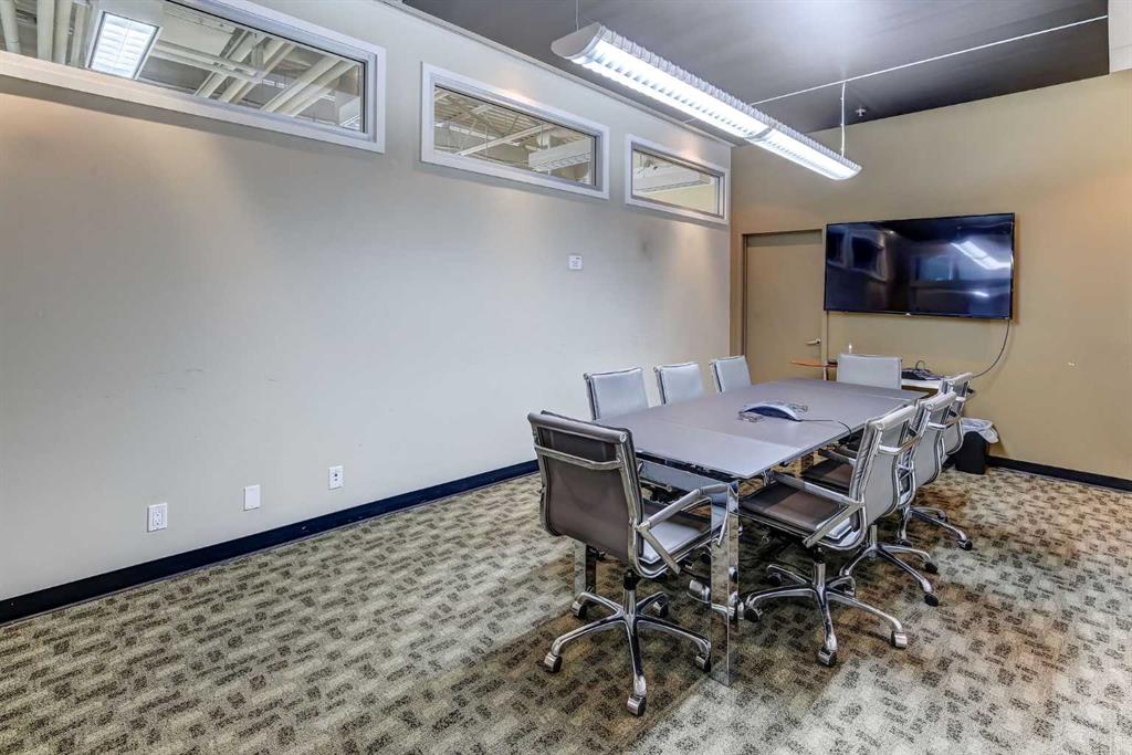 221 10 Avenue SE, #301
