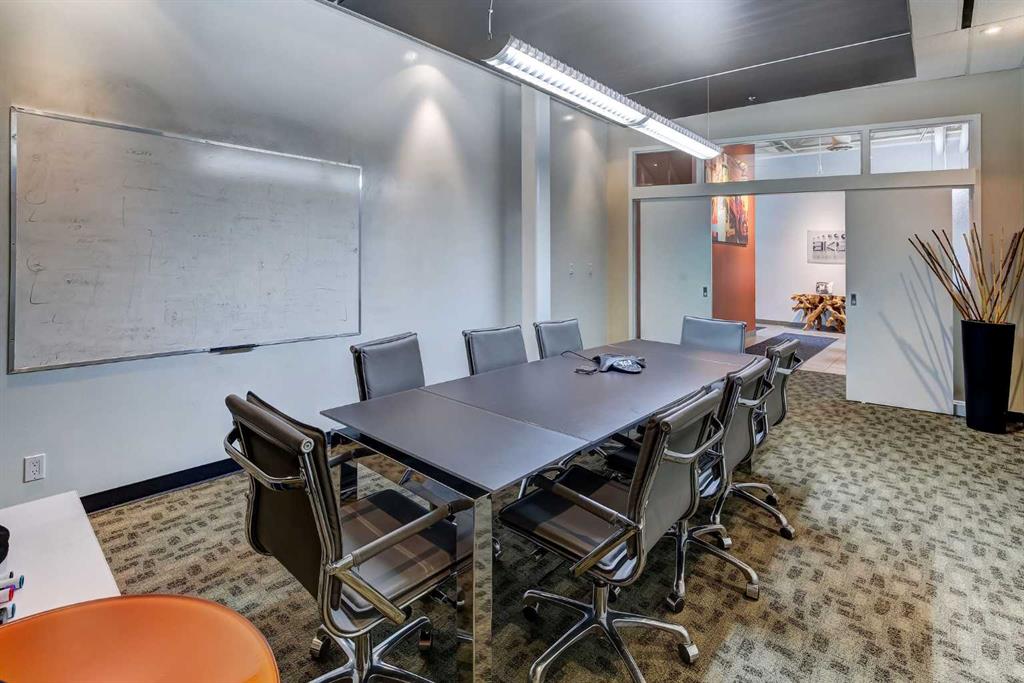 221 10 Avenue SE, #301