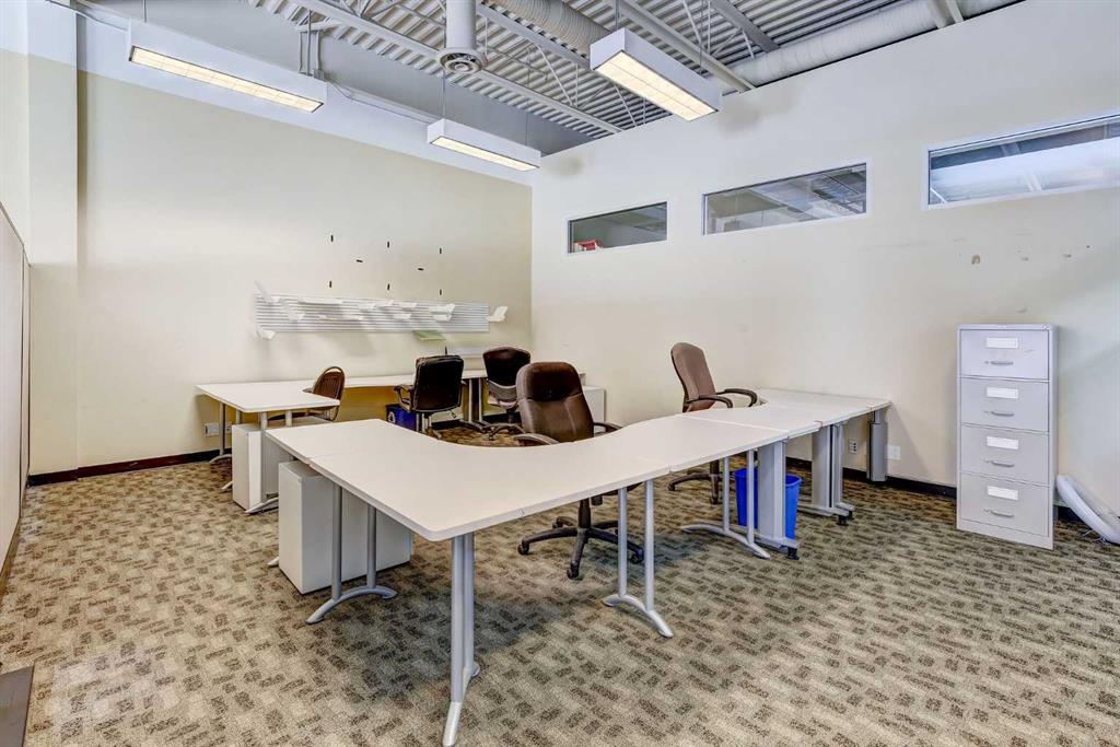 221 10 Avenue SE, #301