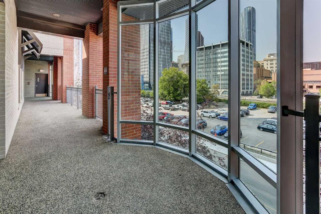 221 10 Avenue SE, #301