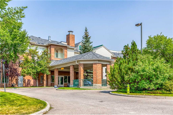 1920 14 Avenue NE, Calgary