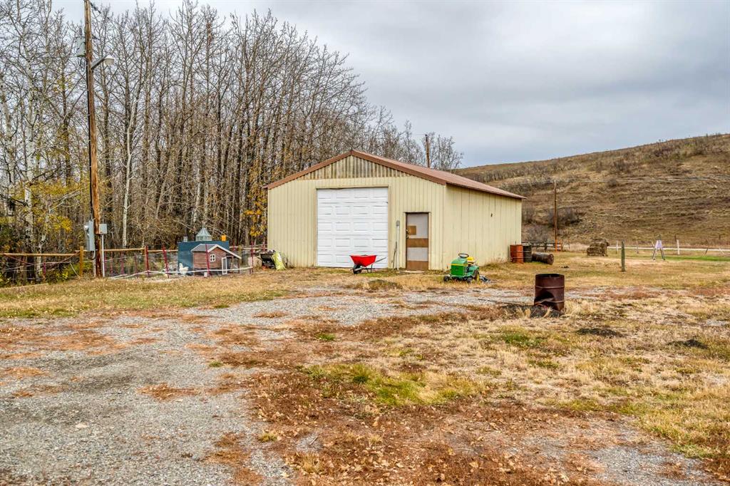 335256 96 Street E