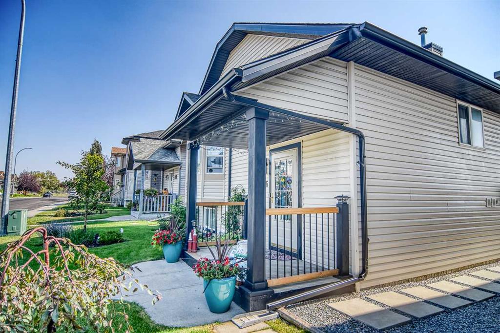 16 Luxstone Crescent SW