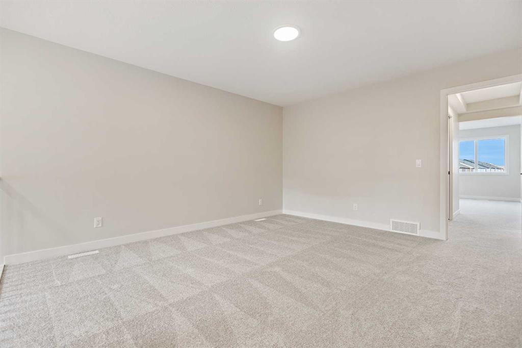 19 Legacy Reach View SE