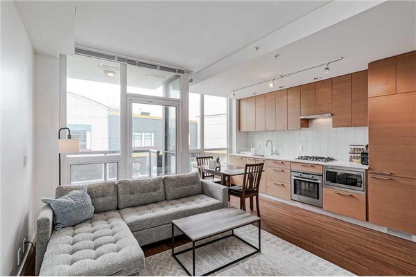 222 Riverfront Avenue SW, Calgary