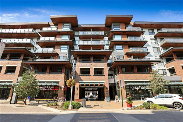 122 Mahogany Centre SE, Calgary